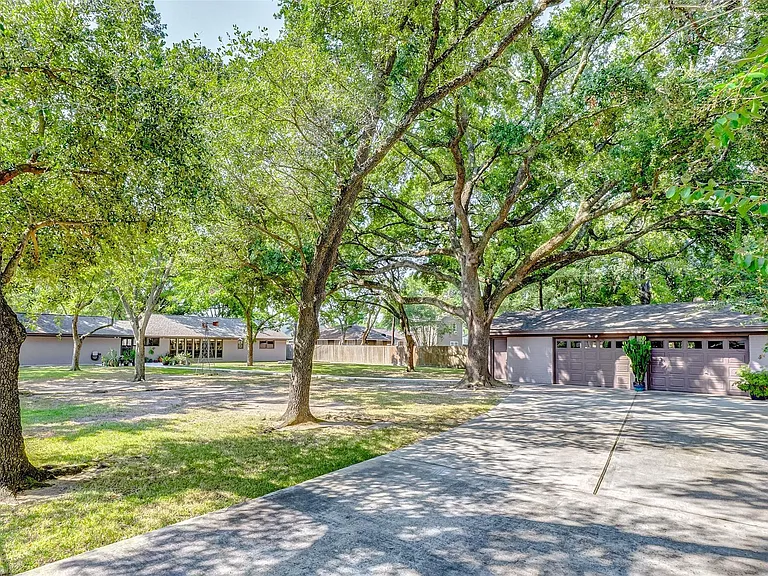 9218 Hammerly Blvd — Photo 39