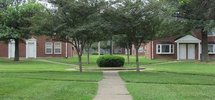 2nd image of 3544 Georgetown Cir APT 3