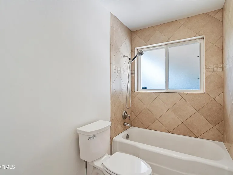 2548 N 68th Pl — Photo 18