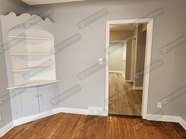15000 Mayfield St — Photo 8