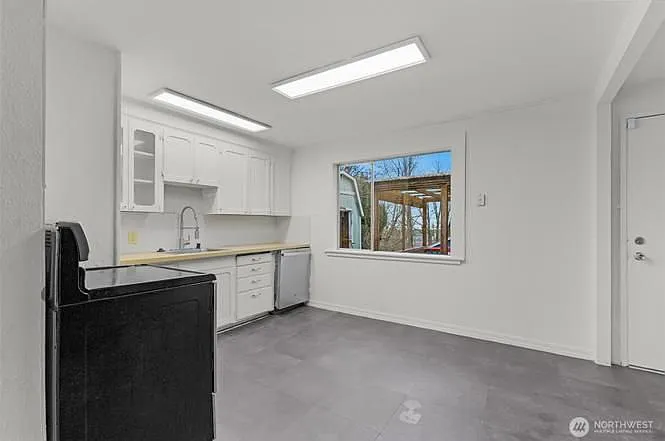 833 E Marine View Dr — Photo 14
