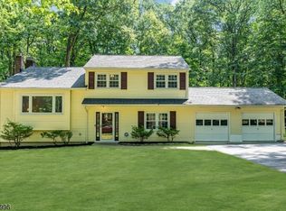 1124 Cambridge Ln, Bridgewater, NJ