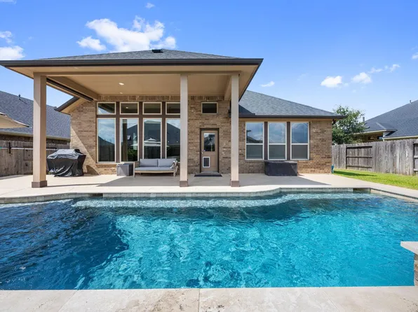 19411 Gray Mare Dr, Tomball, TX 77377