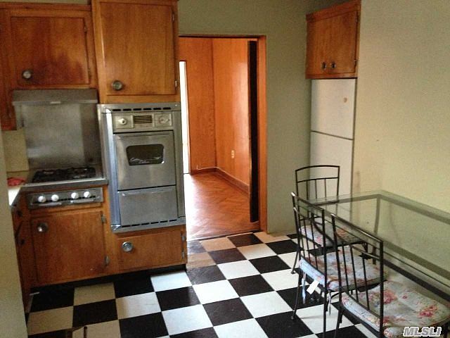 1st image of 2106 30th Ave