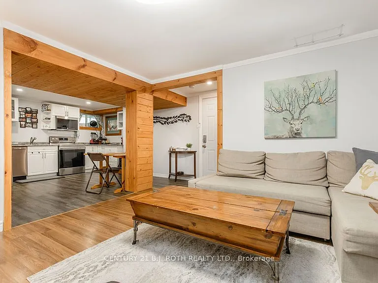243 Wellington St E #LOWER LEVEL — Photo 10