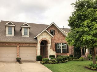 7034 Belteau Ln, Dallas, TX 75227