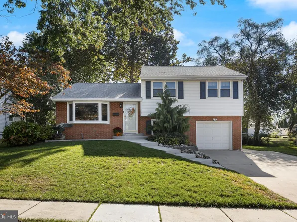 217 Massachusetts Ave, Cherry Hill, NJ 08002