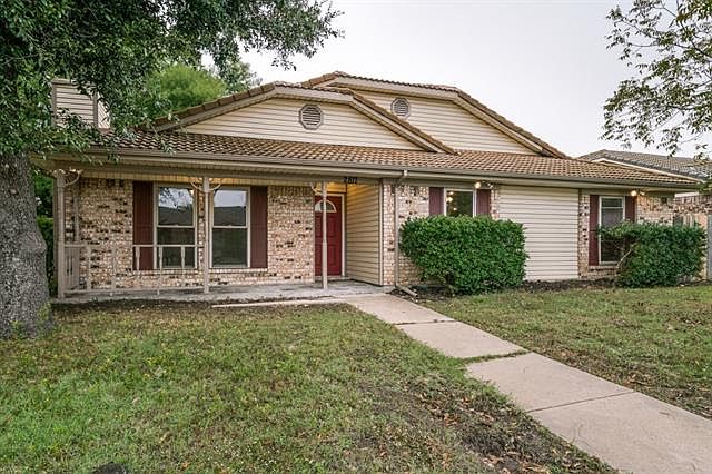 1st image of 2817 El Paso Way
