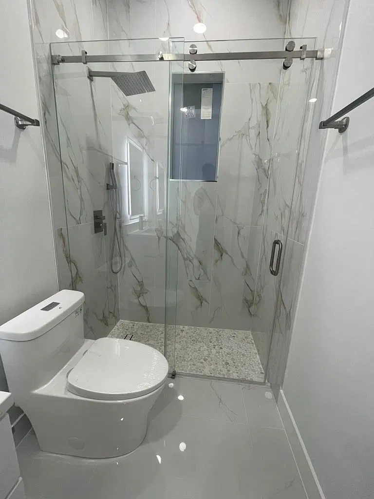 3 bed, 2100 sqft, $2,000 — Photo 4