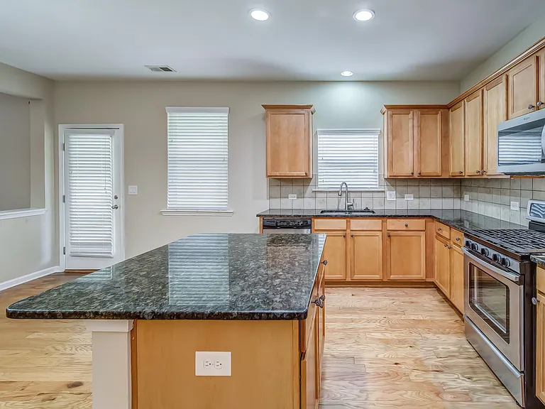 9950 Autry Vue Ln — Photo 4