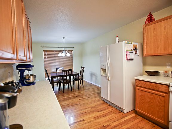 2nd image of 1370 Lords Hill Dr
