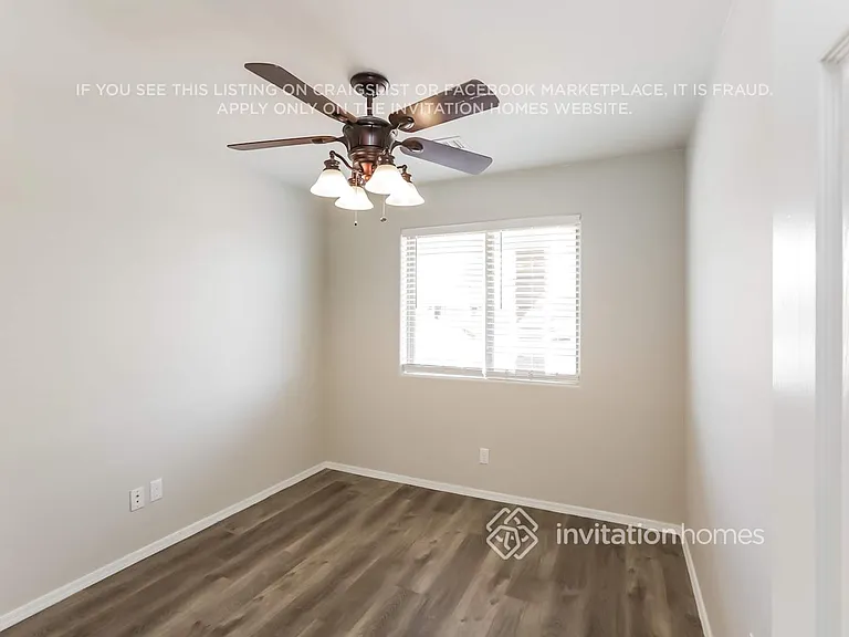 401 E Fremont Dr — Photo 8