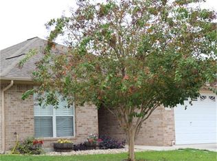 648 Royal Sage Dr, Seguin, TX 78155