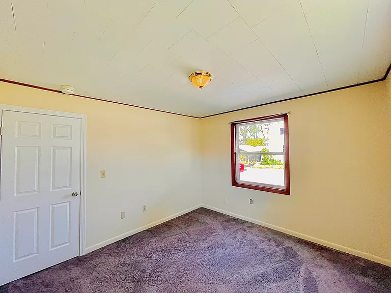 72 Heineberg Dr #100 — Photo 23