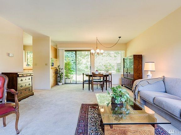 5th image of 1226 Bellefield Park Ln