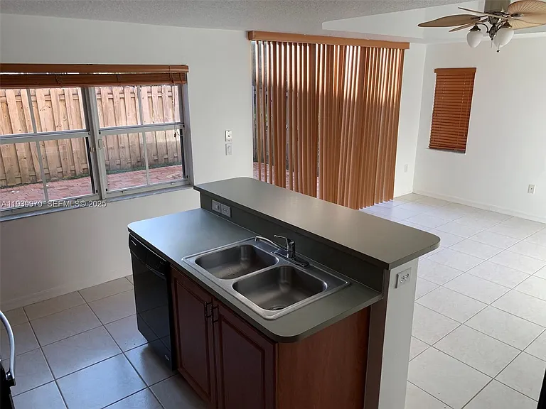 3150 SW 152nd Pl #3150 — Photo 12