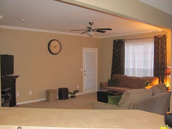 4th image of 51667 Hale Ln