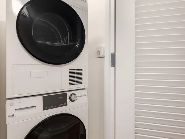 60 East 55th Street image 5 of 8