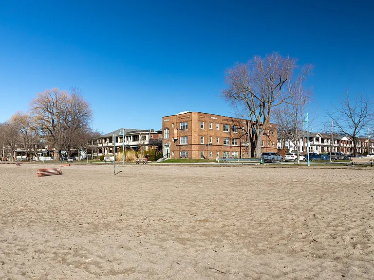 15 Hubbard Blvd #21 — Photo 16