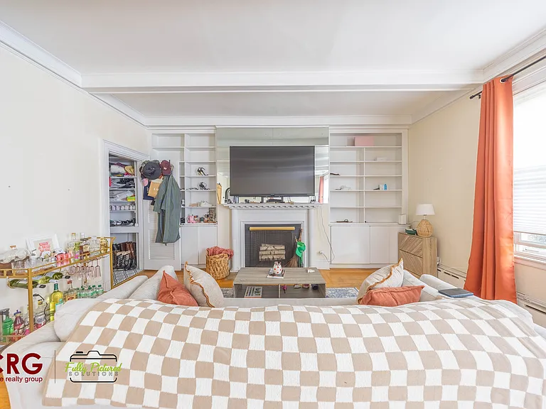 1712 Beacon St #2 — Photo 10