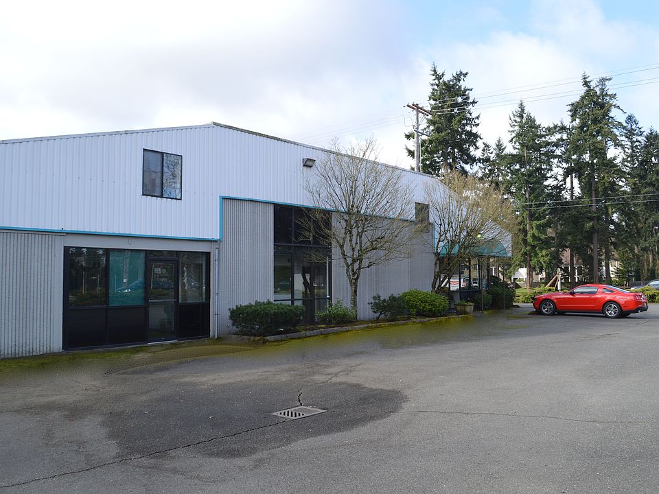 2nd image of 7501 Bridgeport Way Sw