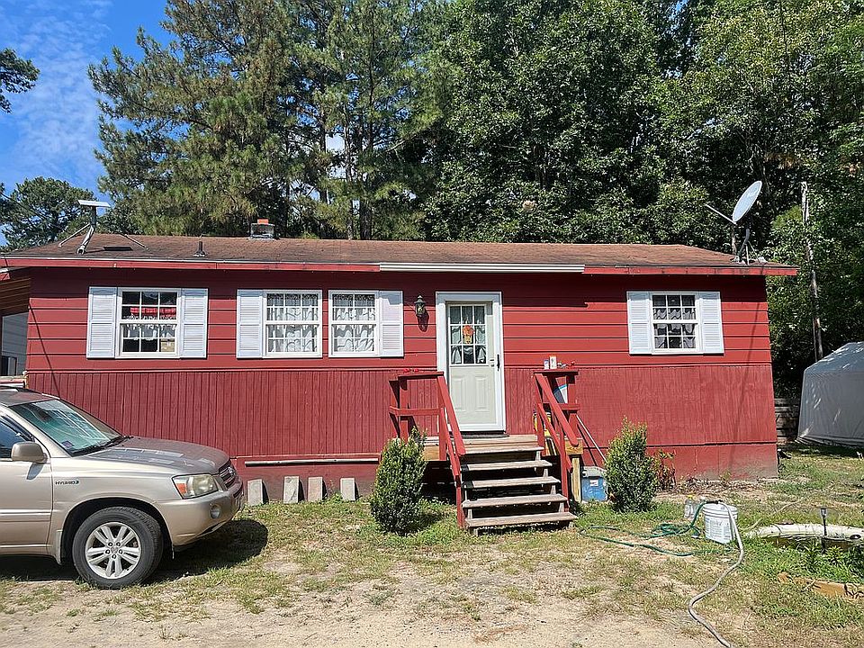 1st image of 206 Community Rd