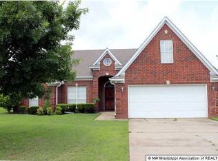 6271 Ravenwood Lake, Horn Lake, MS 38637