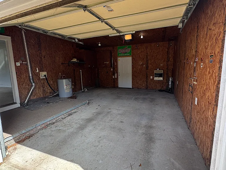 8914 Main St — Photo 12