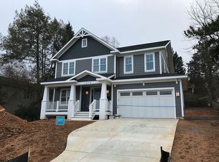 1816 Gilson St, Falls Church, VA 22043