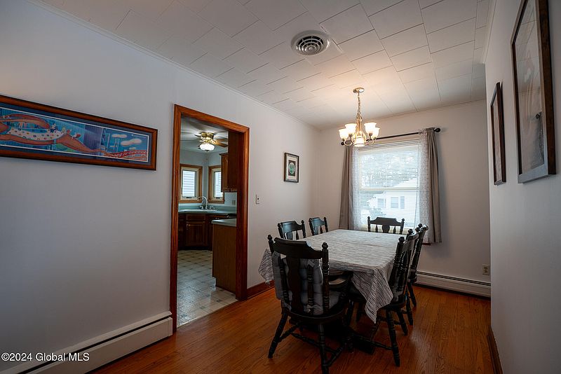 4th image of 24 Murray Drive