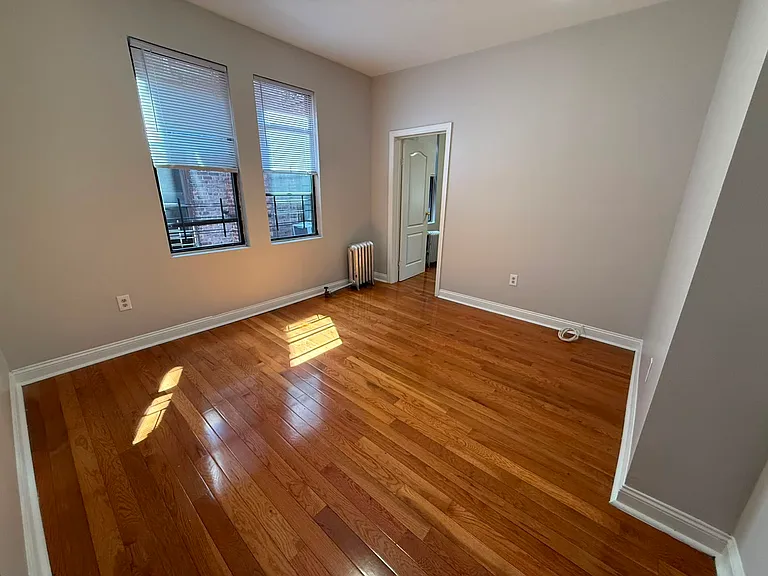 6308 Broadway #5E — Photo 6