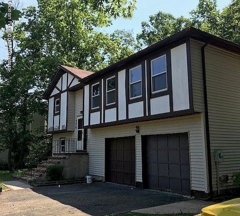 2nd image of 174 Mountain View Dr