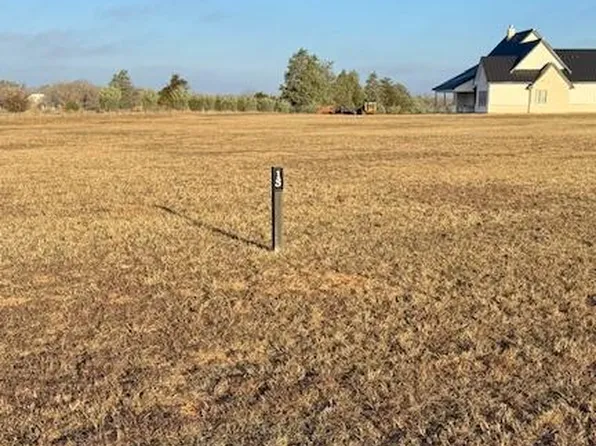 234 Interlaken St, Fredericksburg, TX 78624