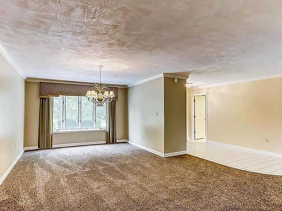 5th image of 6576 Five K Ave