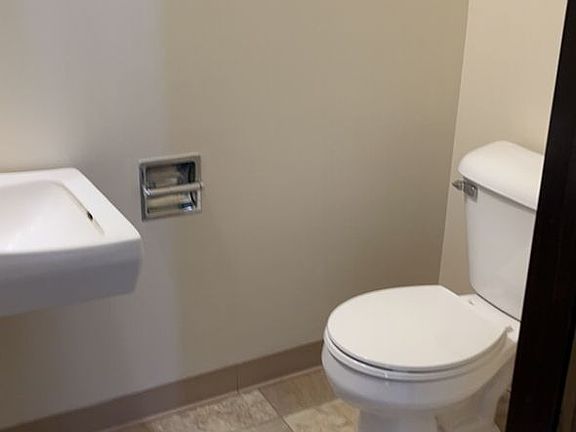 3rd image of 2713-2831 Woodlane Dr #2725