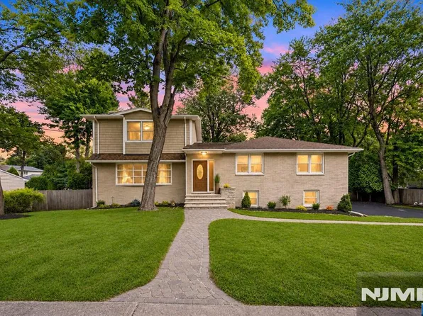 254 Ruckman Avenue, Hillsdale, NJ 07642
