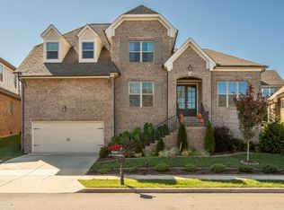 2653 Paddock Park Dr, Thompsons Station, TN 37179