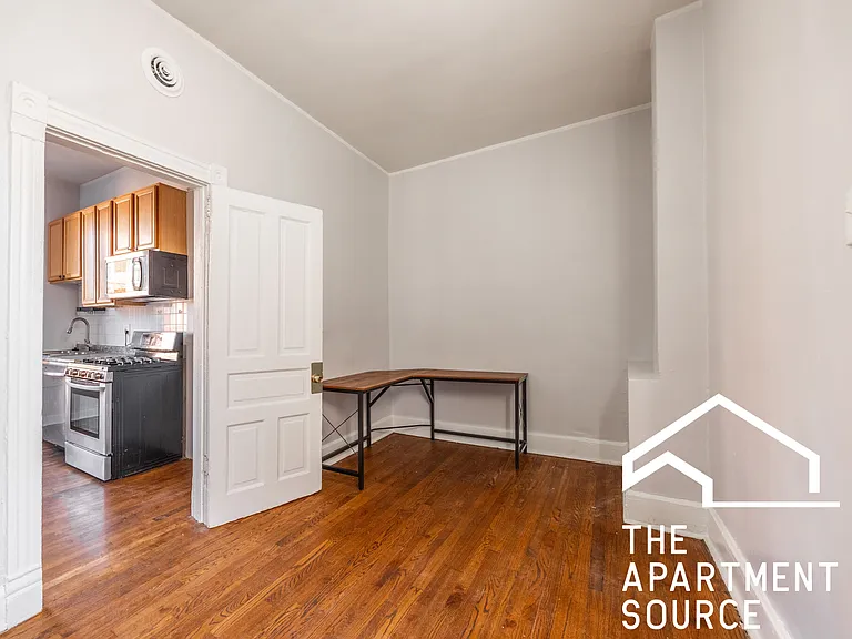 2609 W Thomas St #2 — Photo 15
