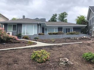 2815 60th Ave SE, Mercer Island, WA 98040
