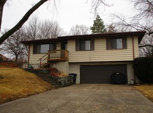 13740 Jefferson Cir, Omaha, NE 68137