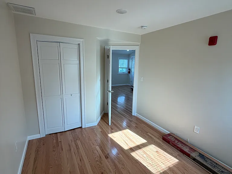 40 Arlington Ave #2R — Photo 5