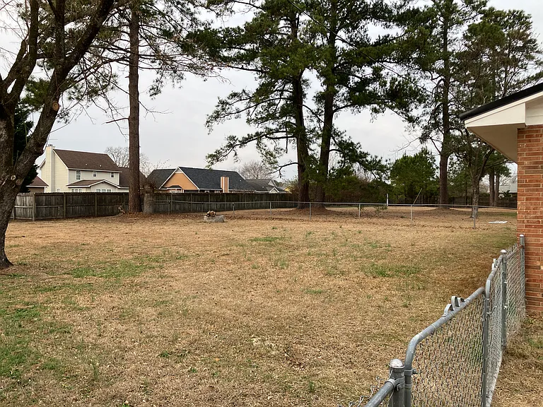 1516 Acacia Dr — Photo 7