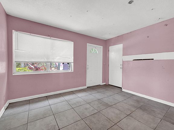 4th image of 111 Ocean Parkway