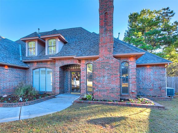 2nd image of 1300 Fox Cove Ct