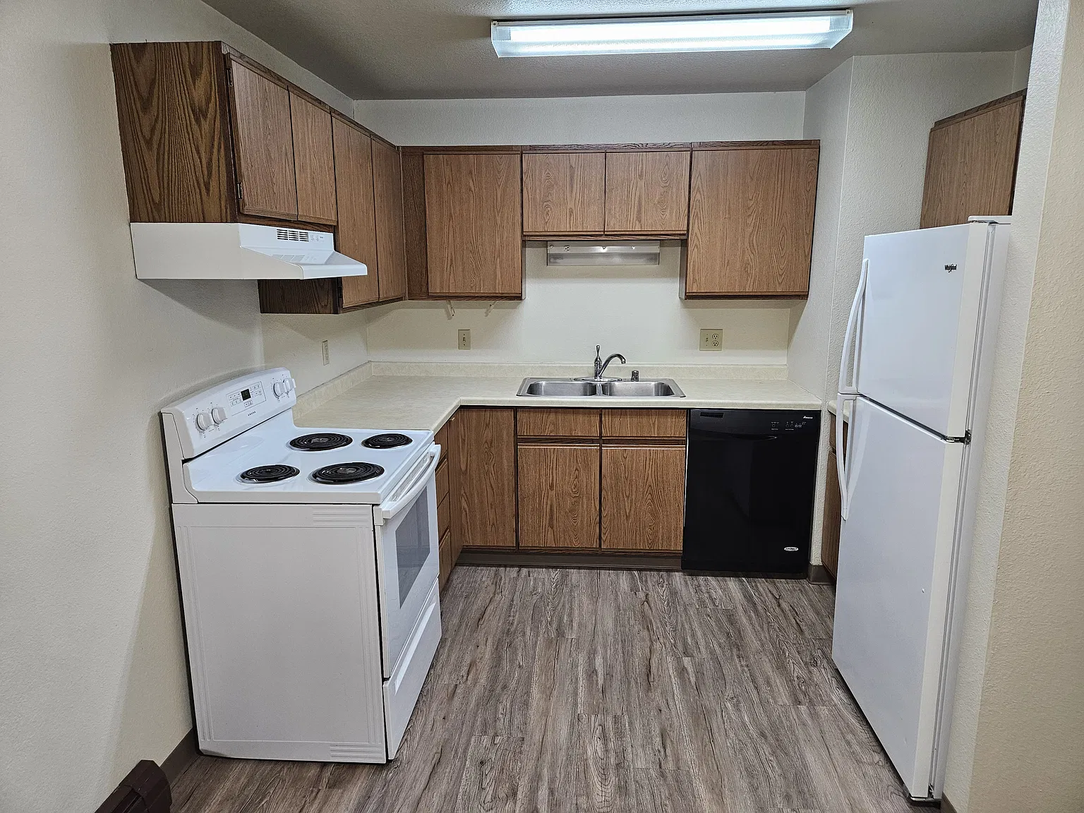 2 bed, 900 sqft, $925 — Photo 4