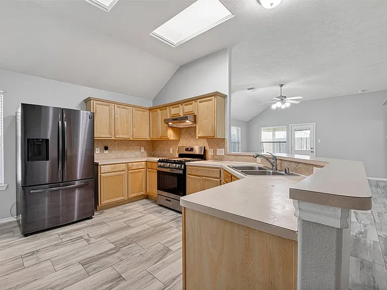 12015 Cottage Elm Ct — Photo 8