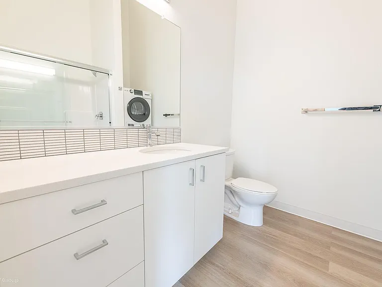 8770 N Willamette Blvd — Photo 11