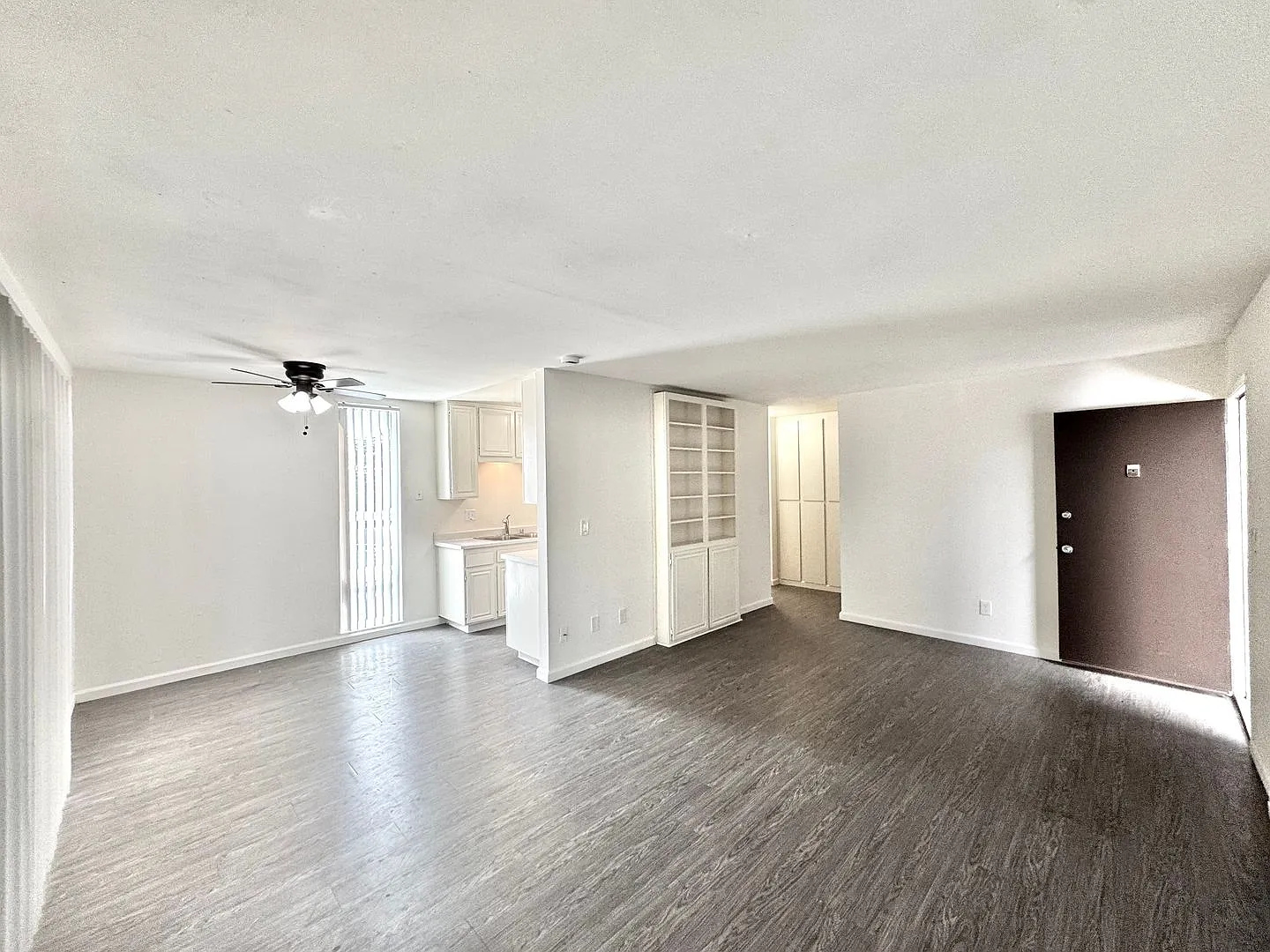 4546 Norwood Street — Photo 2
