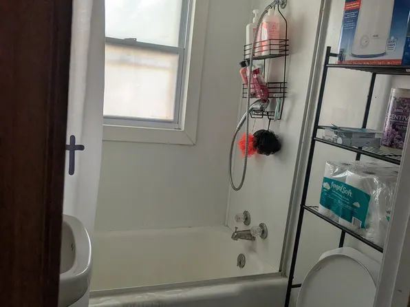 206 Ash St, Hays, KS