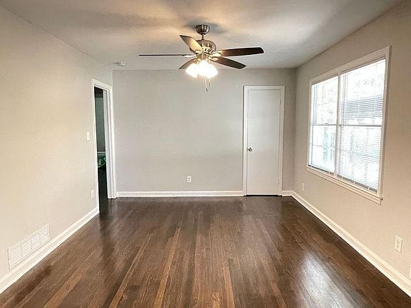 4th image of 6039 Wedgewood Dr SE